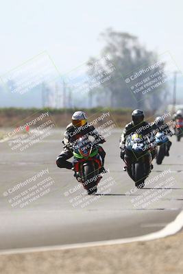 media/Sep-20-2025-TrackDaz (Sat) [[27f0cde673]]/B Group/220pm (Turn 9)/